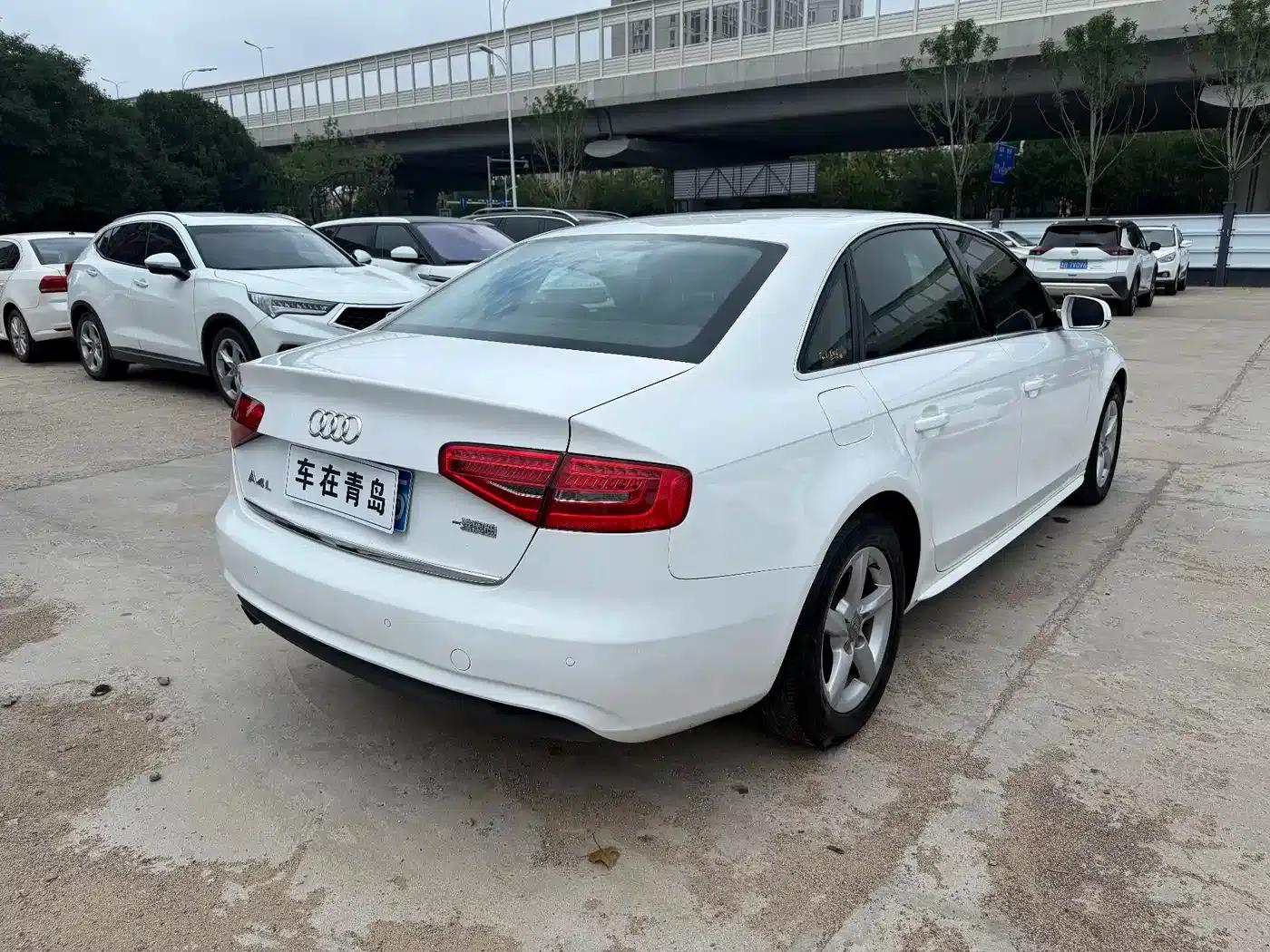 Audi A4L 2013 35 TFSI Automatic Comfort — миниатюра 10