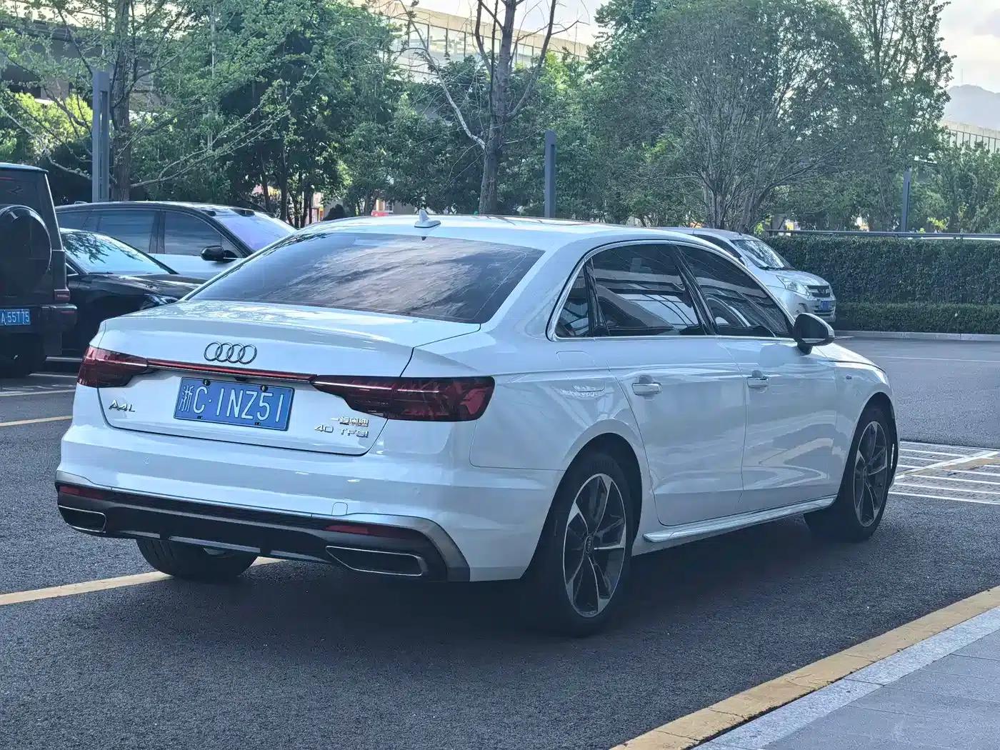 Audi A4L 2022 40 TFSI Fashion Dynamic Edition — миниатюра 10