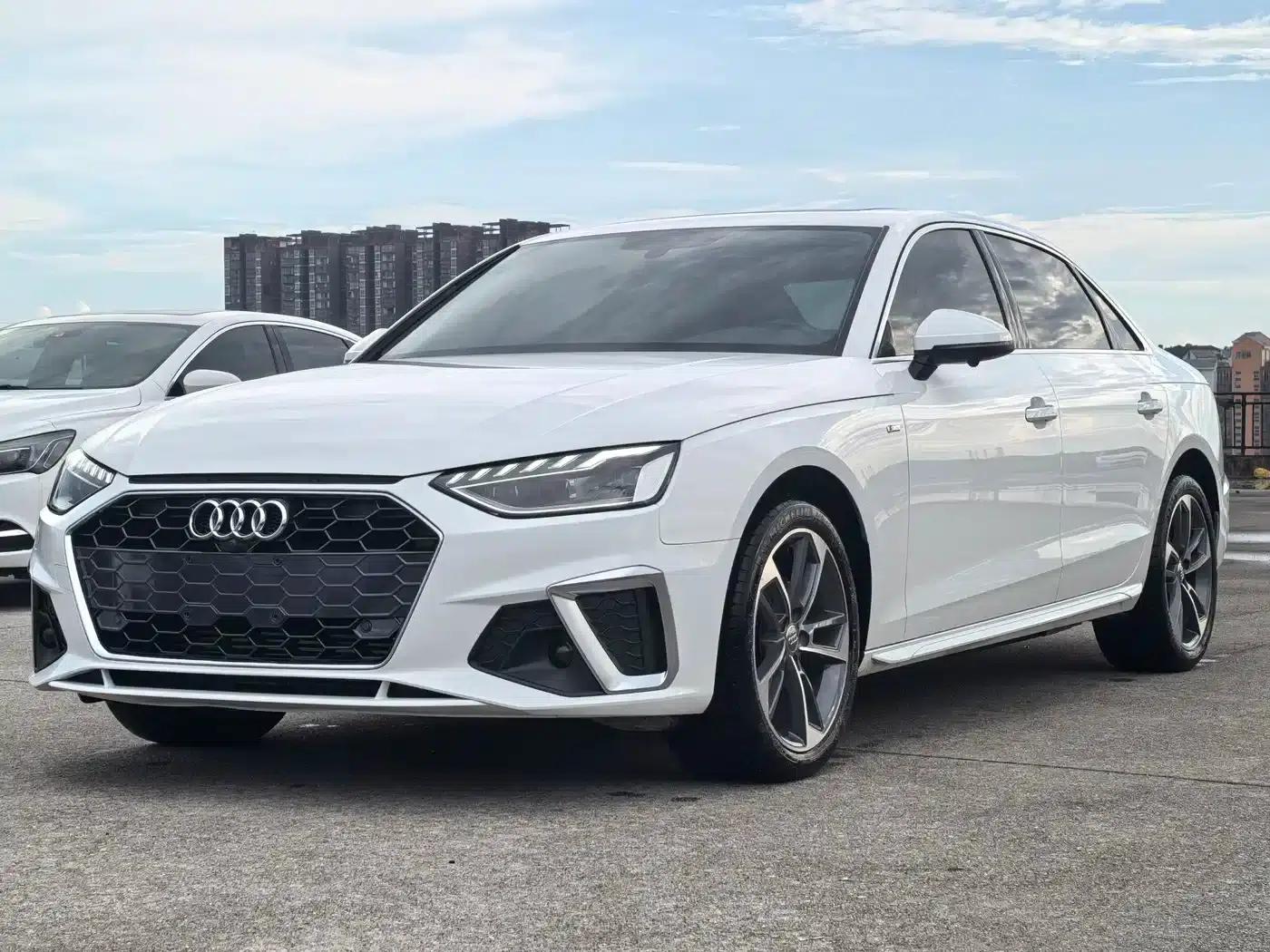 Audi A4L 2020 40 TFSI Luxury Dynamic — миниатюра 1