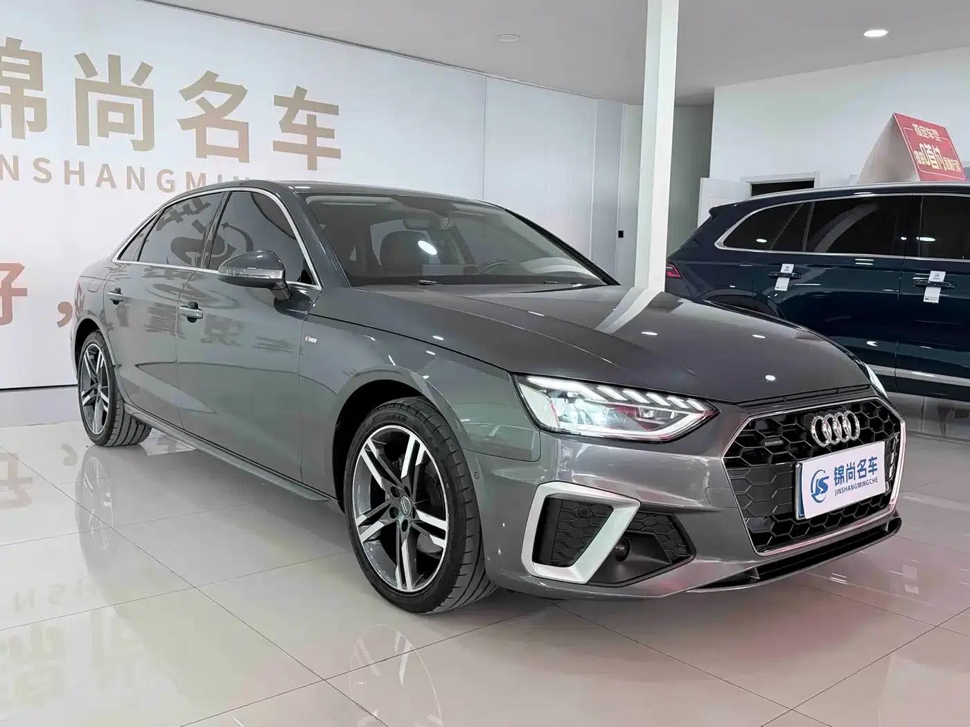Audi A4L 2020 40 TFSI quattro Luxury Dynamic — миниатюра 3