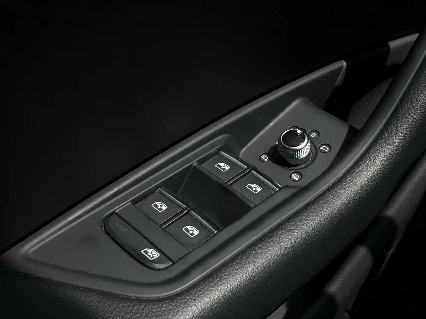 Audi A4L 2019 40 TFSI Progressive (China VI Emission Standard) — миниатюра 15