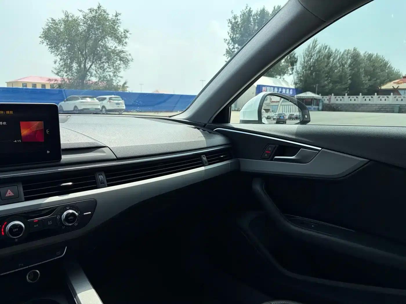 Audi A4L 2019 40 TFSI Progressive (China VI Emission Standard) — миниатюра 18
