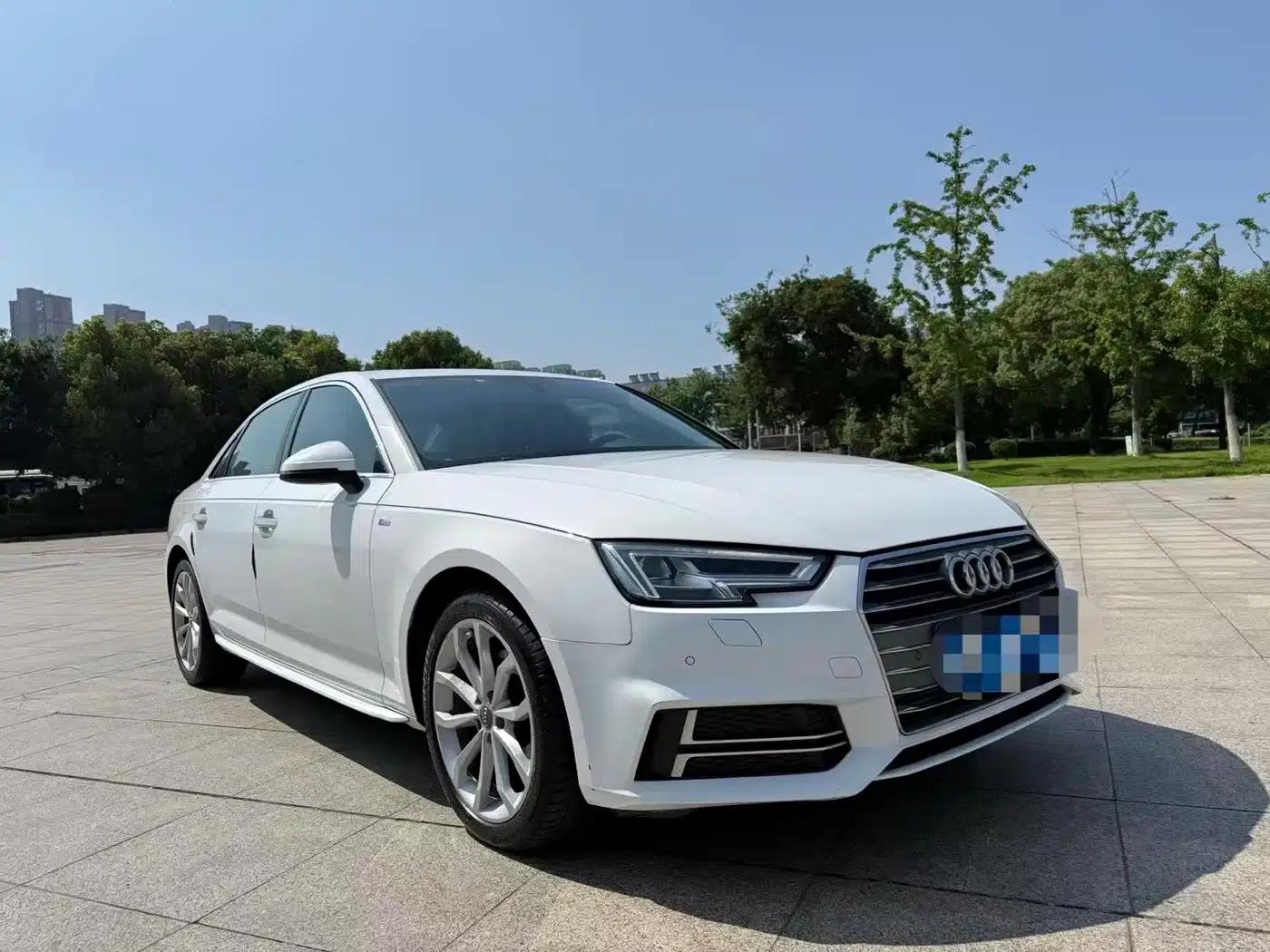 Audi A4L 2019 40 TFSI Fashion Edition (National V Emission Standard) — миниатюра 3
