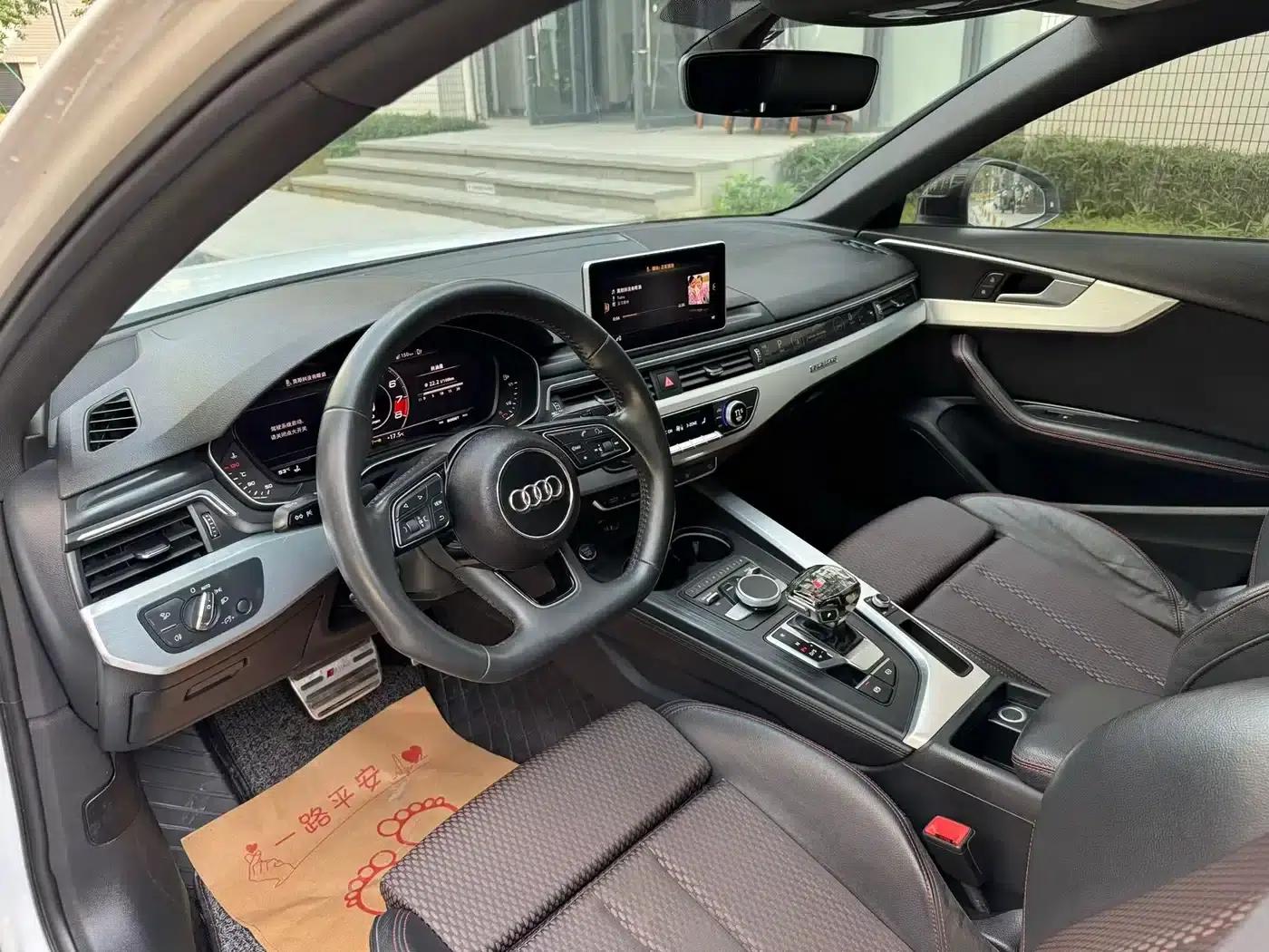 Audi A4L 2019 45 TFSI quattro Sport (China V emission standard) — миниатюра 7