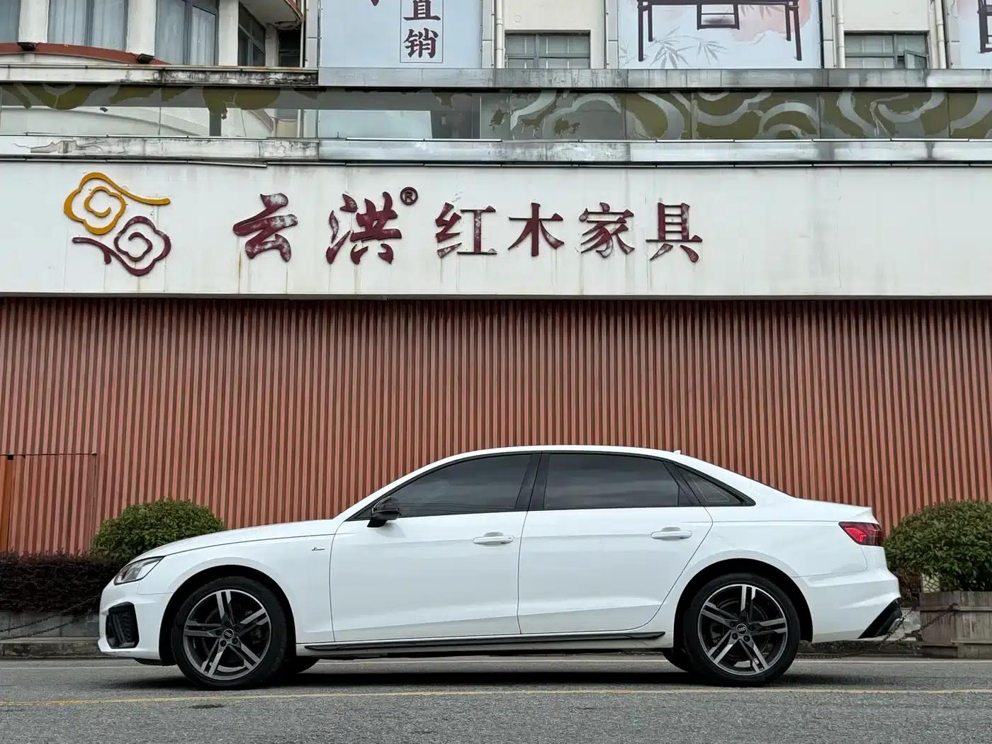 Audi A4L 2022 40 TFSI Luxury Dynamic — миниатюра 4