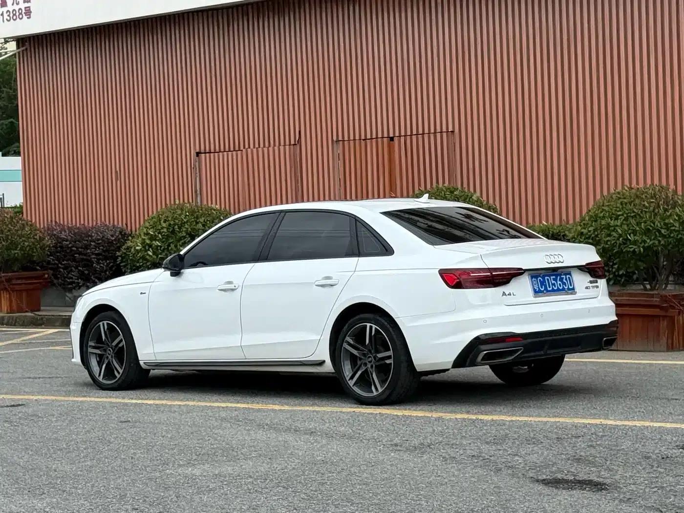 Audi A4L 2022 40 TFSI Luxury Dynamic — миниатюра 5