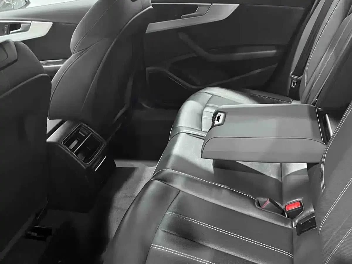 Audi A4L 2023 40 TFSI Fashion Dynamic Edition — миниатюра 6