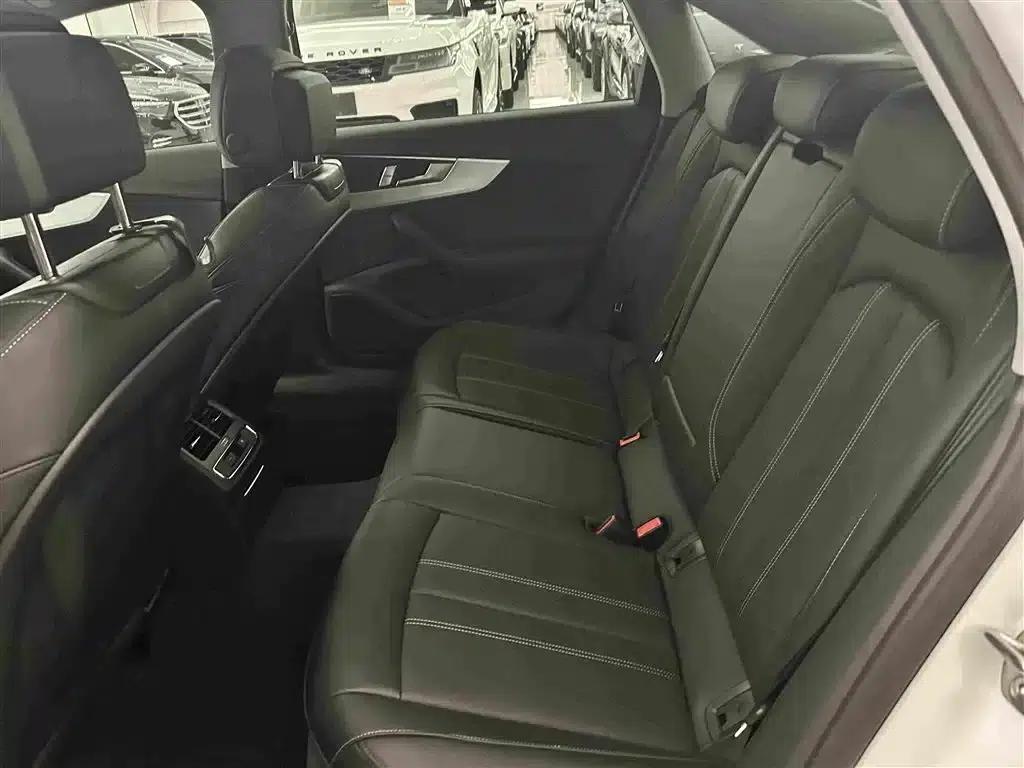 Audi A4L 2024 40 TFSI Fashion Dynamic Edition — миниатюра 12