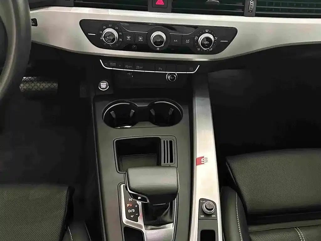 Audi A4L 2024 40 TFSI Fashion Dynamic Edition — миниатюра 7