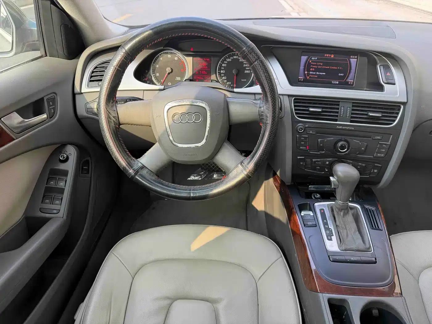Audi A4L 2010 2.0 TFSI Technology Edition — миниатюра 9