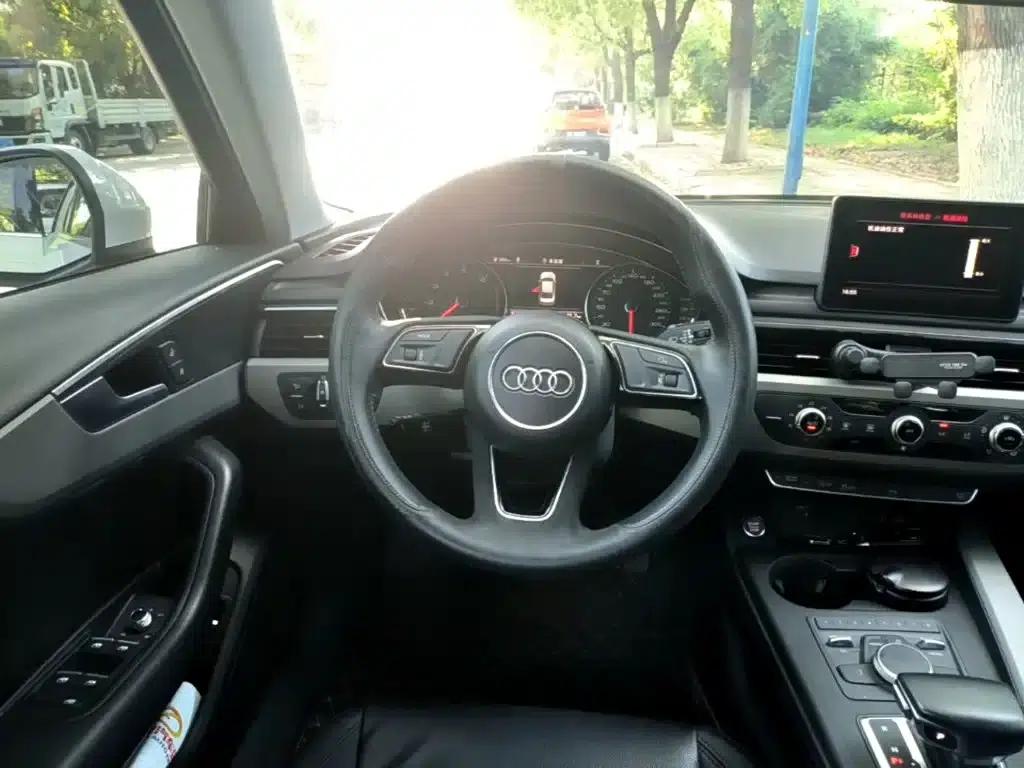 Audi A4L 2018 30th Anniversary Edition 40 TFSI Progressive — миниатюра 11