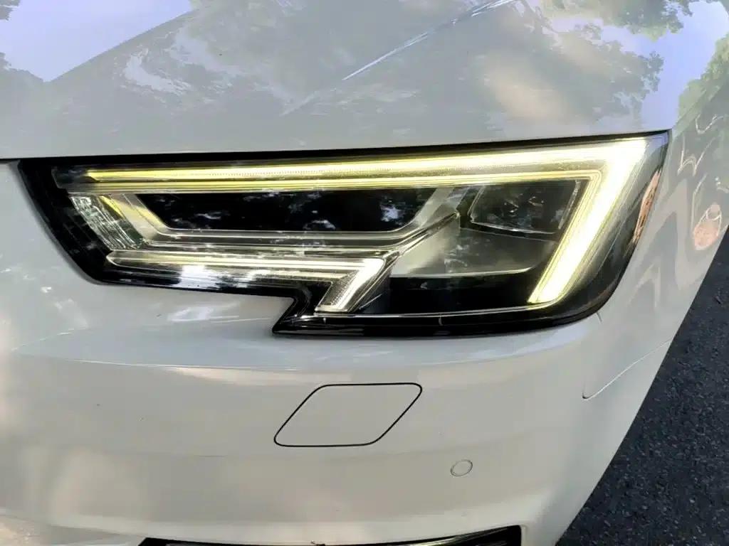 Audi A4L 2018 30th Anniversary Edition 40 TFSI Progressive — миниатюра 24