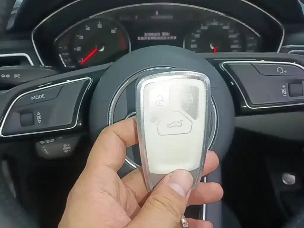 Audi A4L 2019 40 TFSI Progressive (China VI Emission Standard) — миниатюра 9