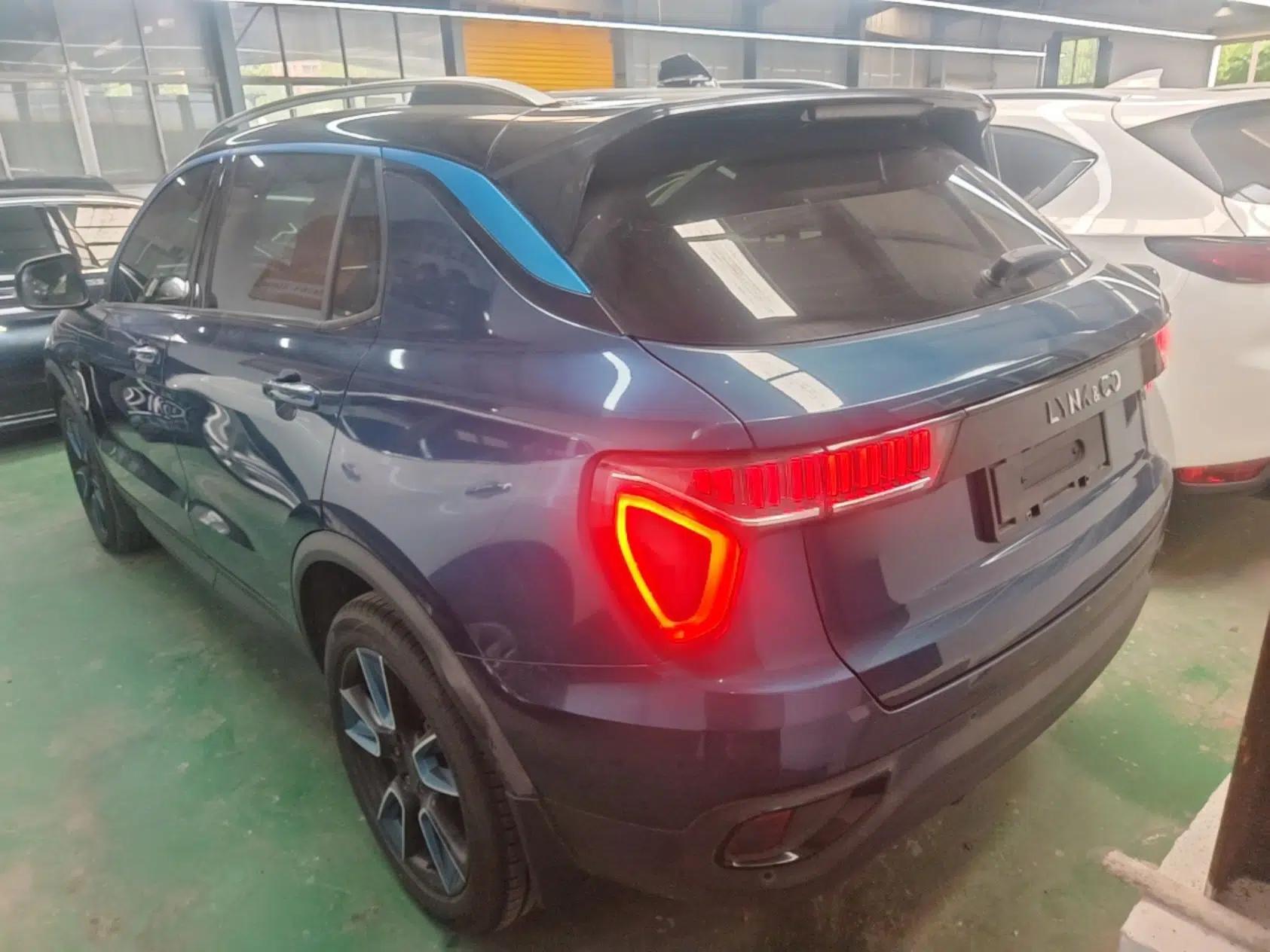 Lynk & Co 01 2017 2.0T Two-Wheel Drive Zhaopu Version — миниатюра 4