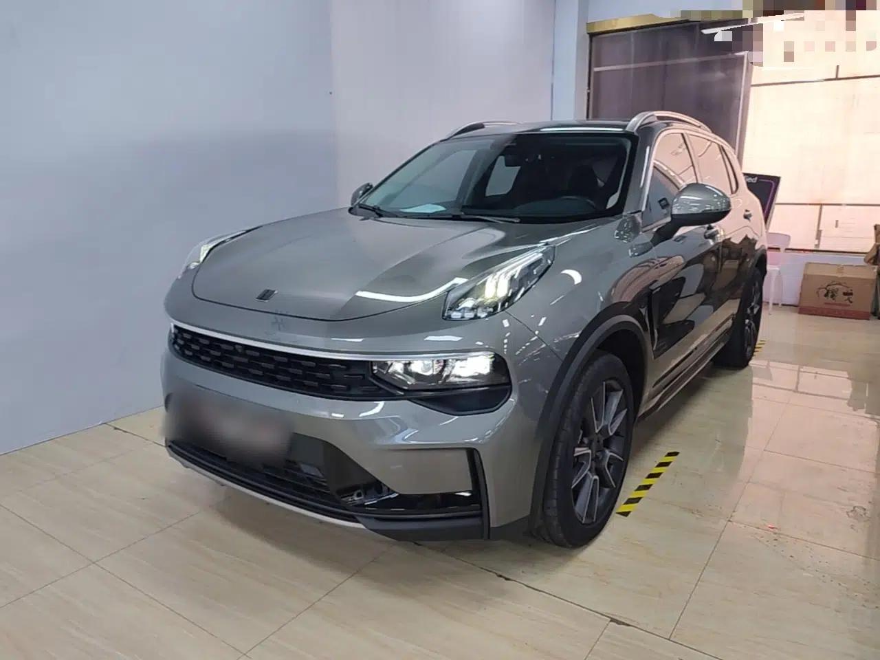 Lynk & Co 01 2021 2.0TD Two-Wheel-Drive Pro Trim — миниатюра 1