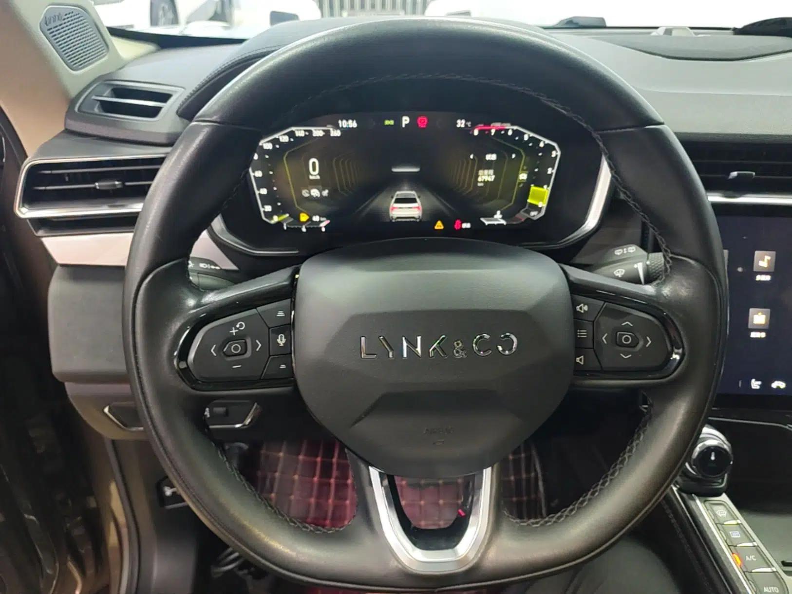 Lynk & Co 01 2021 2.0TD Two-Wheel-Drive Pro Trim — миниатюра 13
