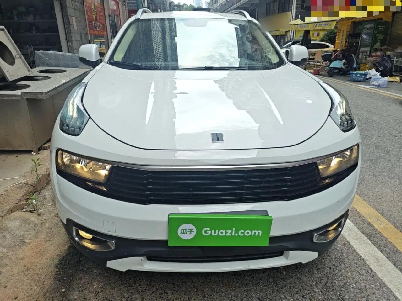 Lynk & Co 01 2017 2.0T Two-Wheel-Drive Version — миниатюра 2