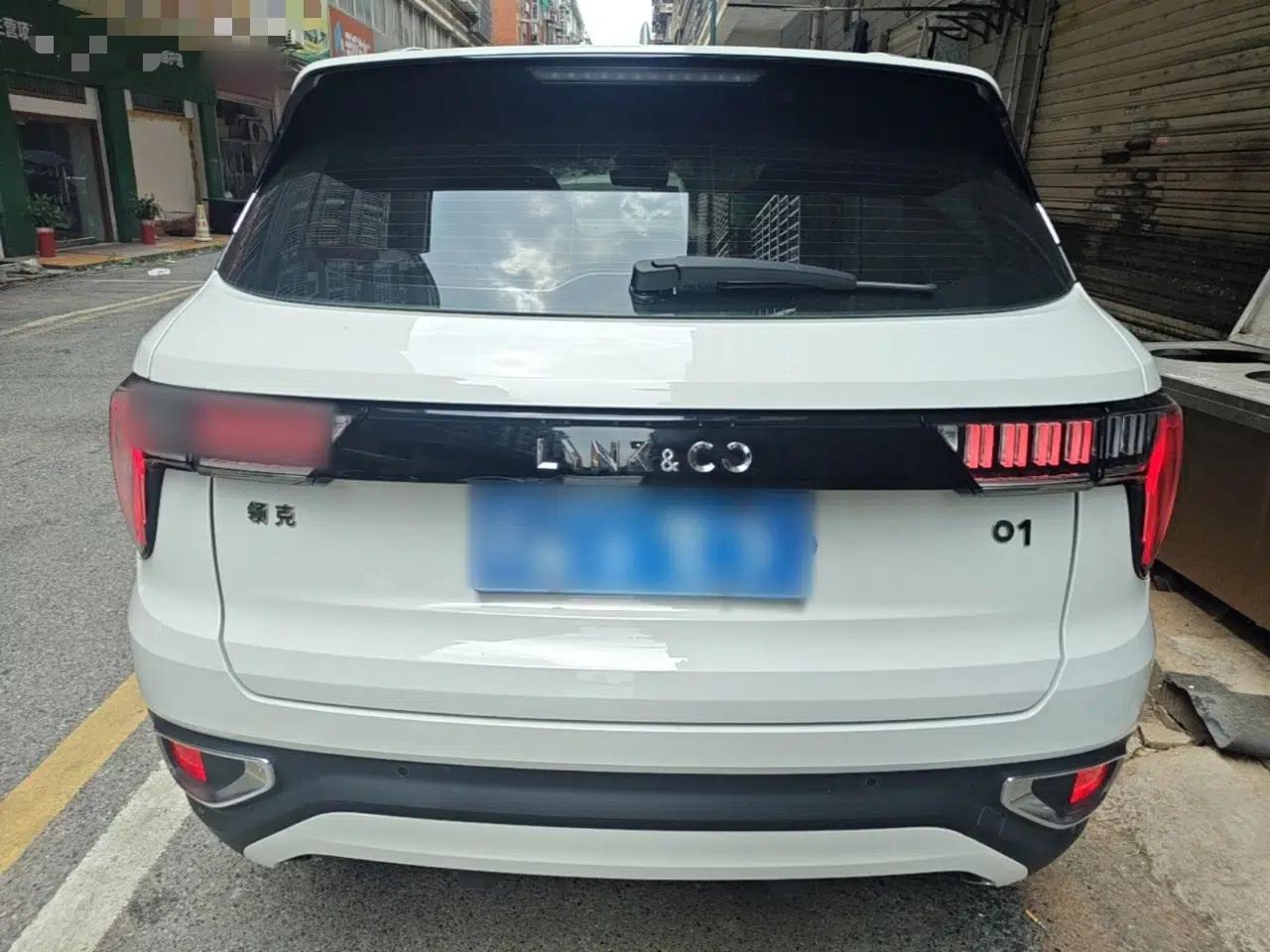 Lynk & Co 01 2017 2.0T Two-Wheel-Drive Version — миниатюра 5