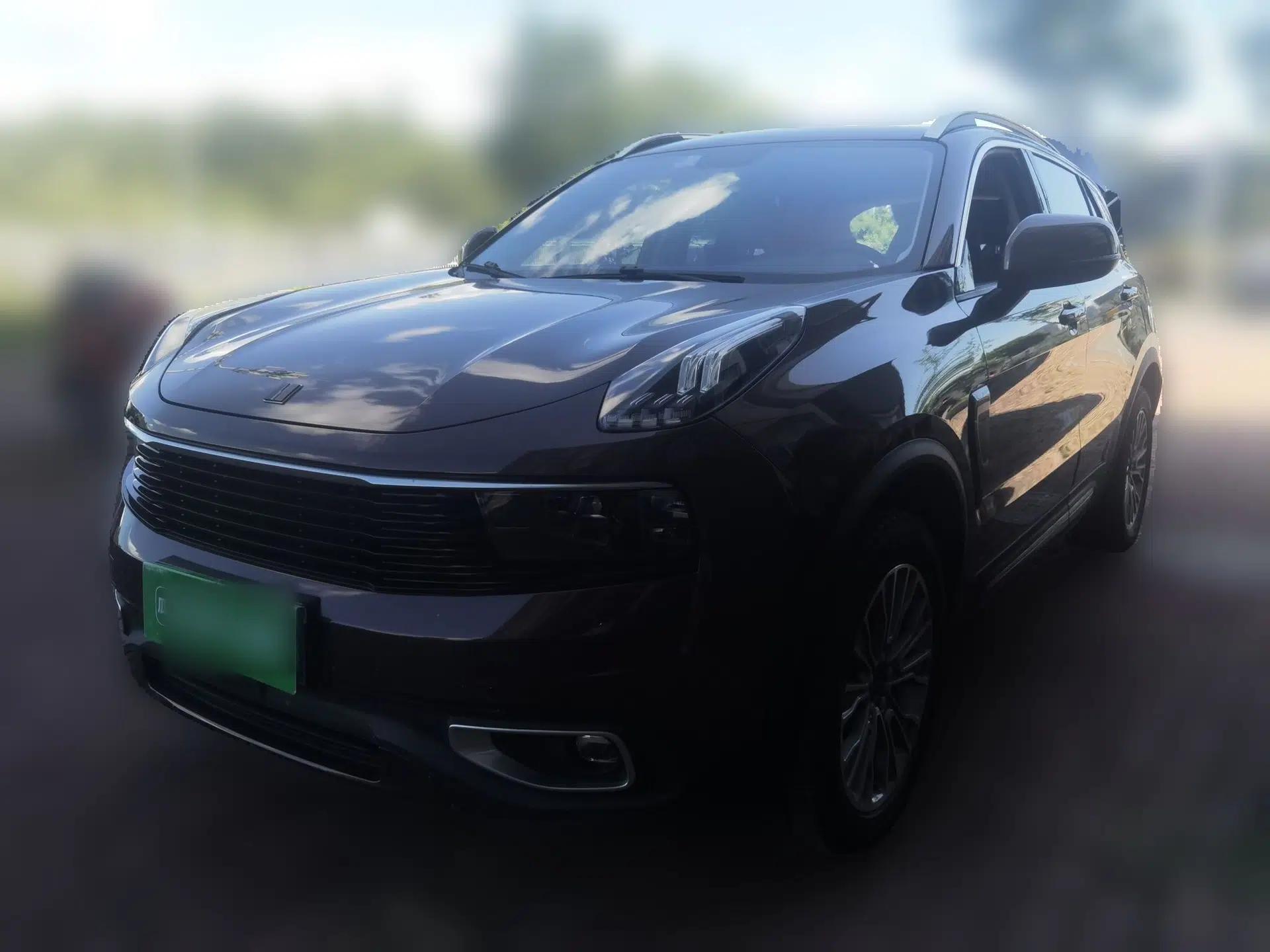 Lynk & Co 01 2019 2.0T Two-Wheel-Drive Version China V Standard — миниатюра 1