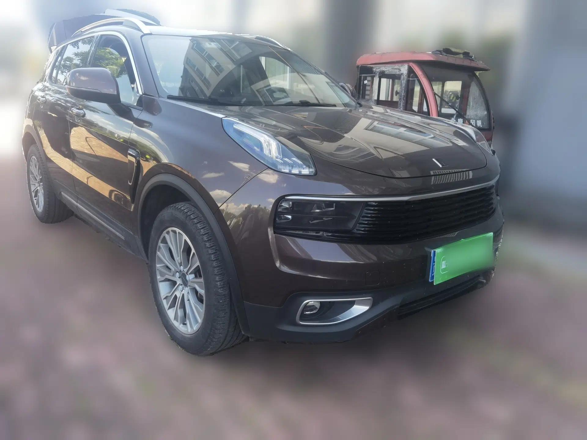 Lynk & Co 01 2019 2.0T Two-Wheel-Drive Version China V Standard — миниатюра 3