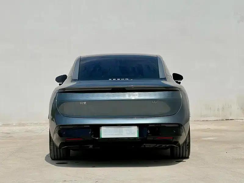 ZEEKR 007 2024 Rear-Wheel Drive Enhanced Version 75kWh — миниатюра 5