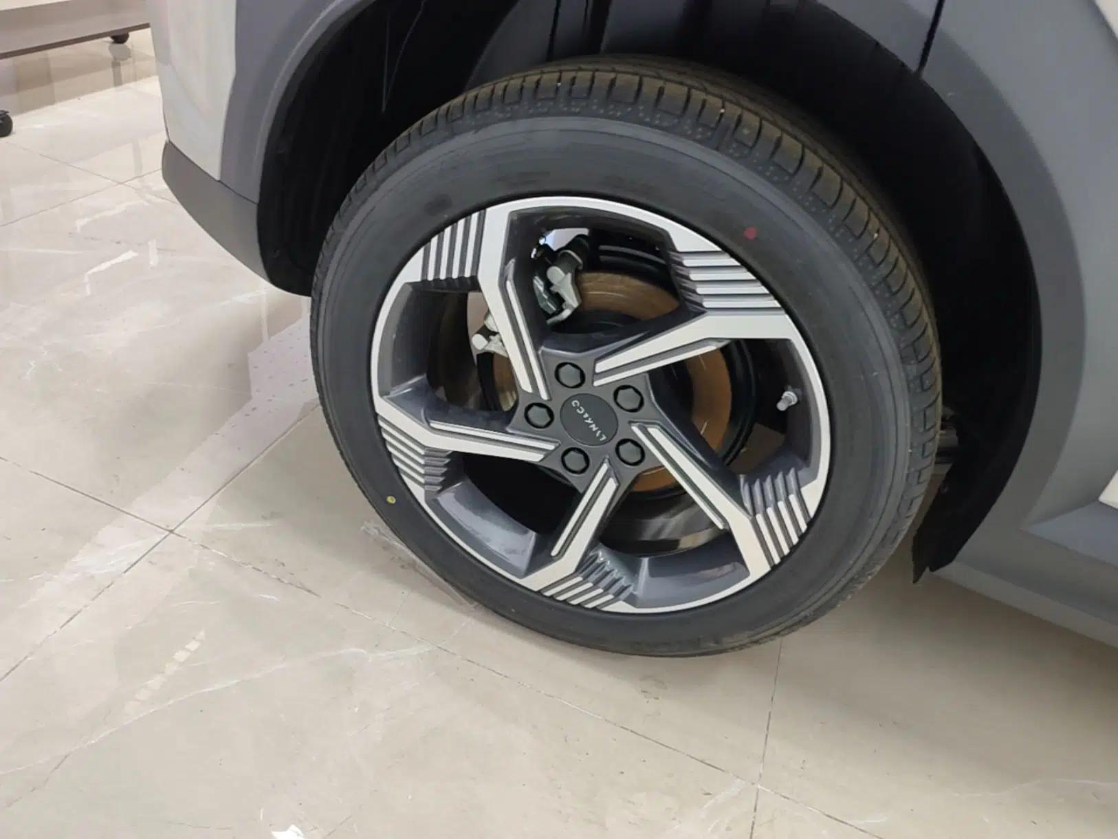 Lynk & Co 06 2025 Renew 1.5T Pro — миниатюра 11
