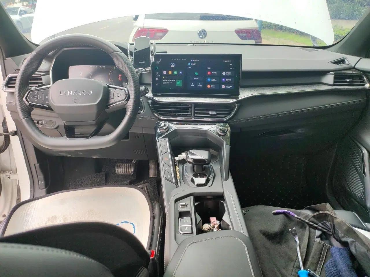 Lynk & Co 06 2023 Remix 1.5T JinPro — миниатюра 9