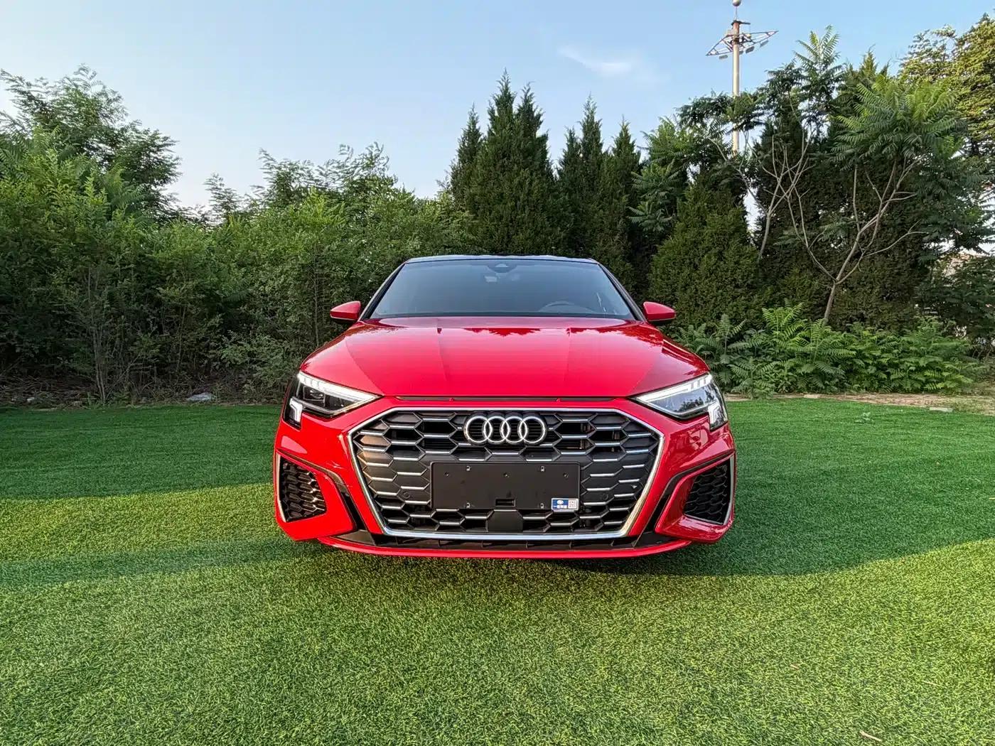 Audi A3 2022 Sportback 35 TFSI Fashion Sport — миниатюра 2