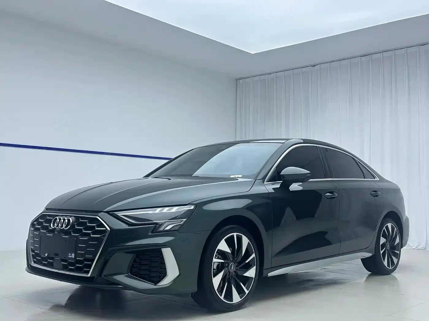 2022 Audi A3 A3L Limousine 35 TFSI Fashion Sport — миниатюра 1