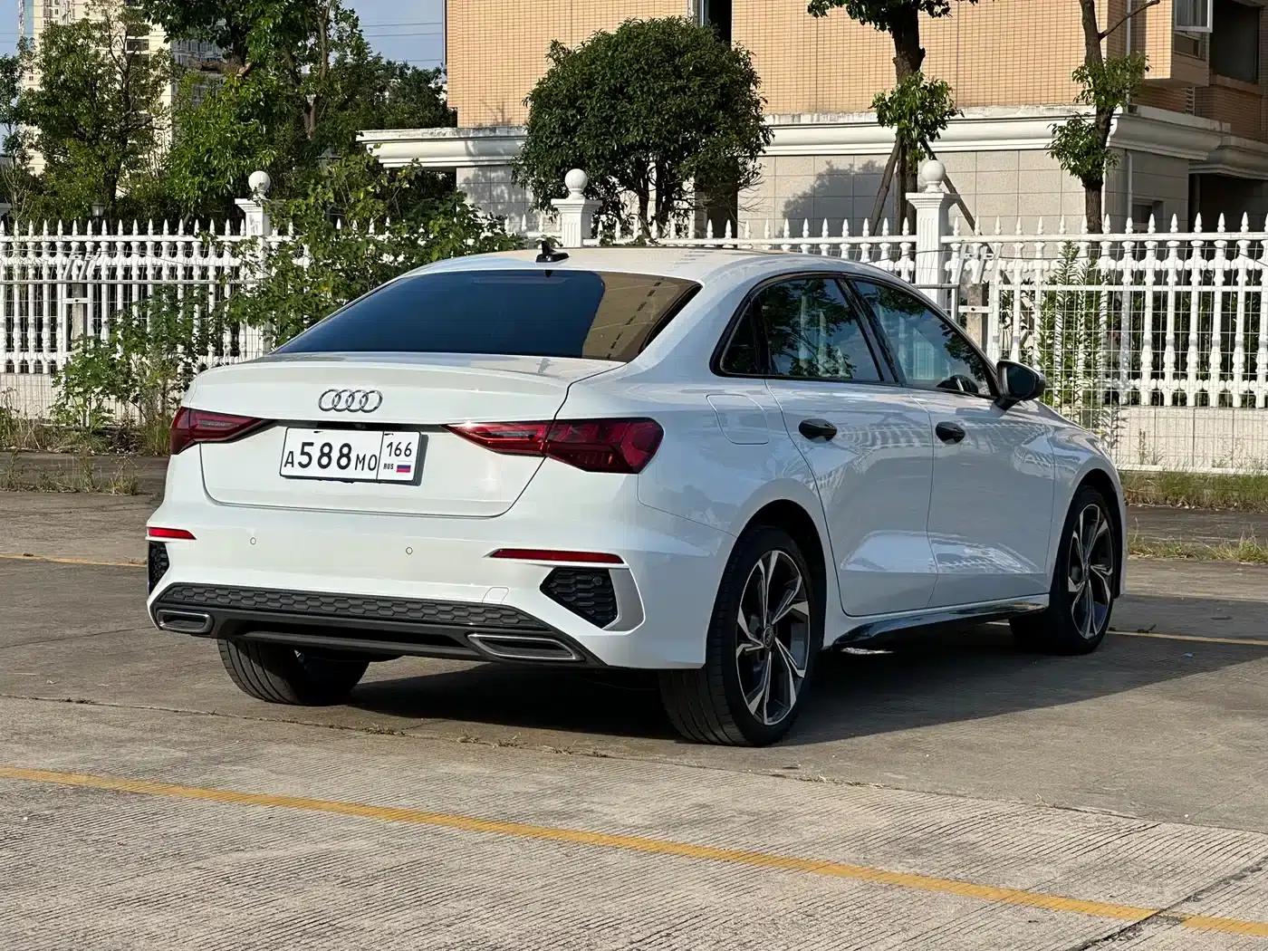 2023 Audi A3 A3L Limousine 35 TFSI Luxury Sport — миниатюра 7