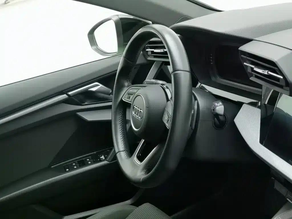 Audi A3 2021 Sportback 35 TFSI Progressive Sport — миниатюра 22