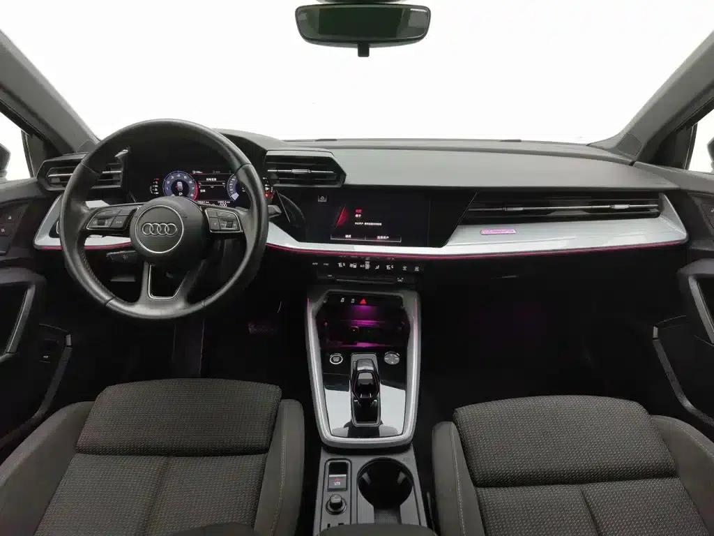Audi A3 2021 Sportback 35 TFSI Progressive Sport — миниатюра 5