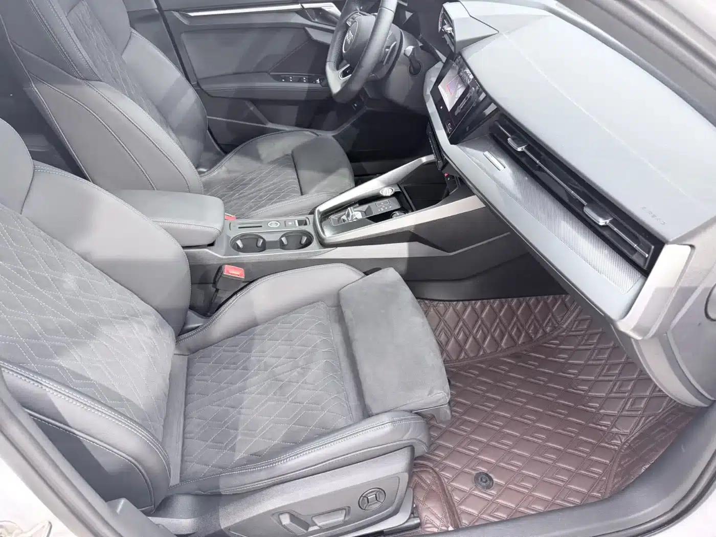 Audi A3 2023 Sportback 35 TFSI Luxury Sport — миниатюра 13
