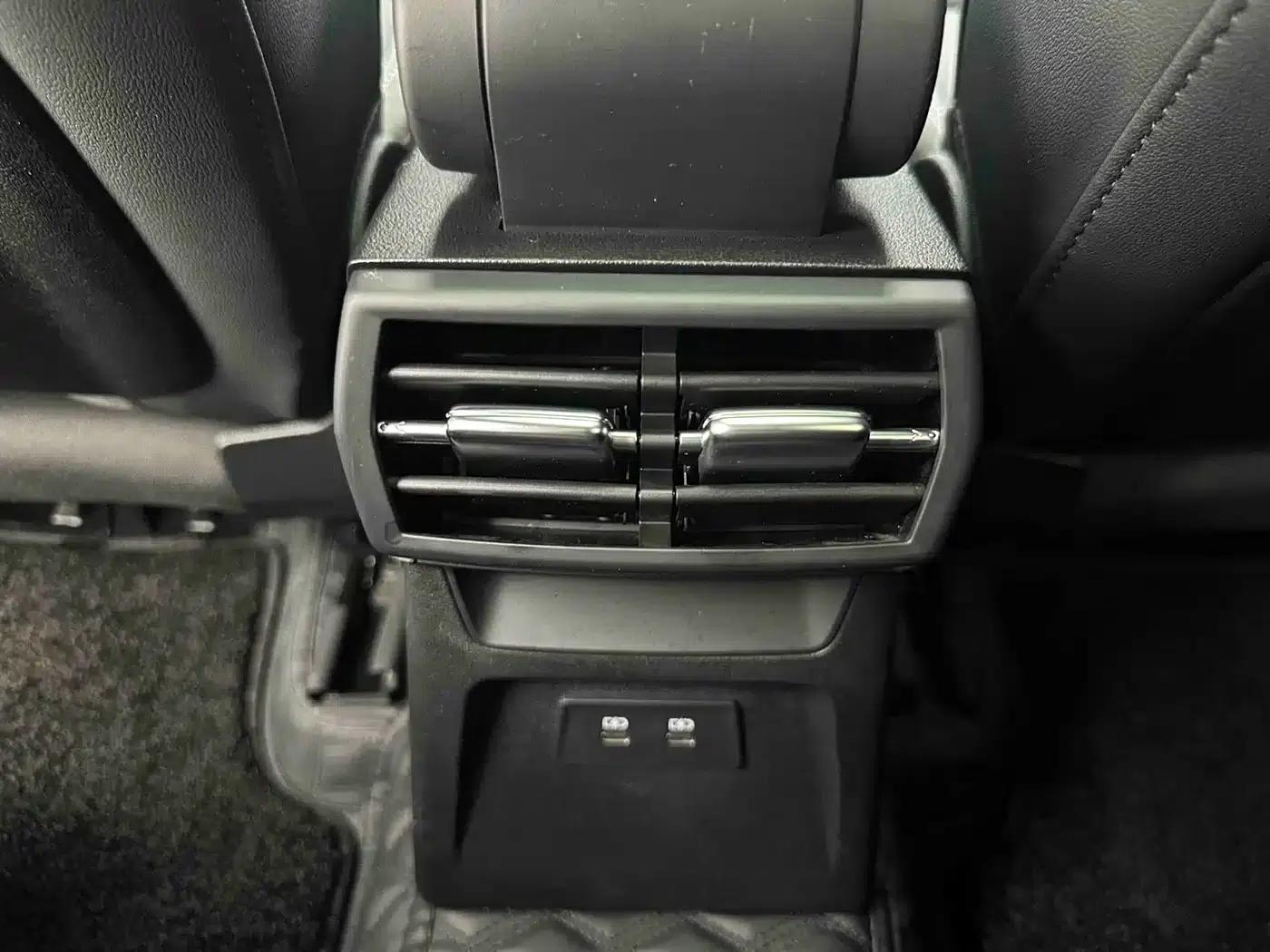 Audi A3 2023 Sportback 35 TFSI Fashion Sport — миниатюра 13