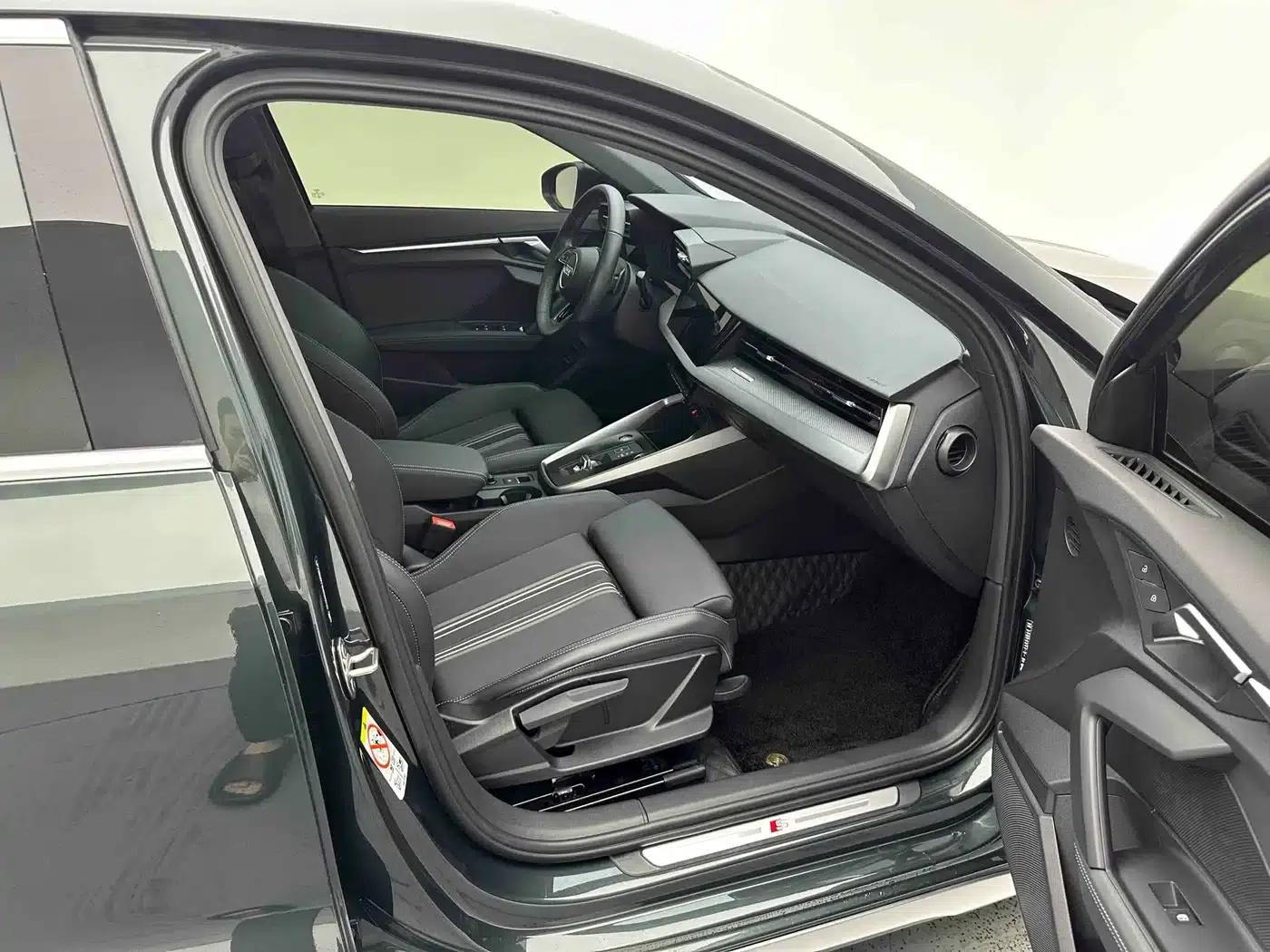 Audi A3 2023 Sportback 35 TFSI Fashion Sport — миниатюра 7