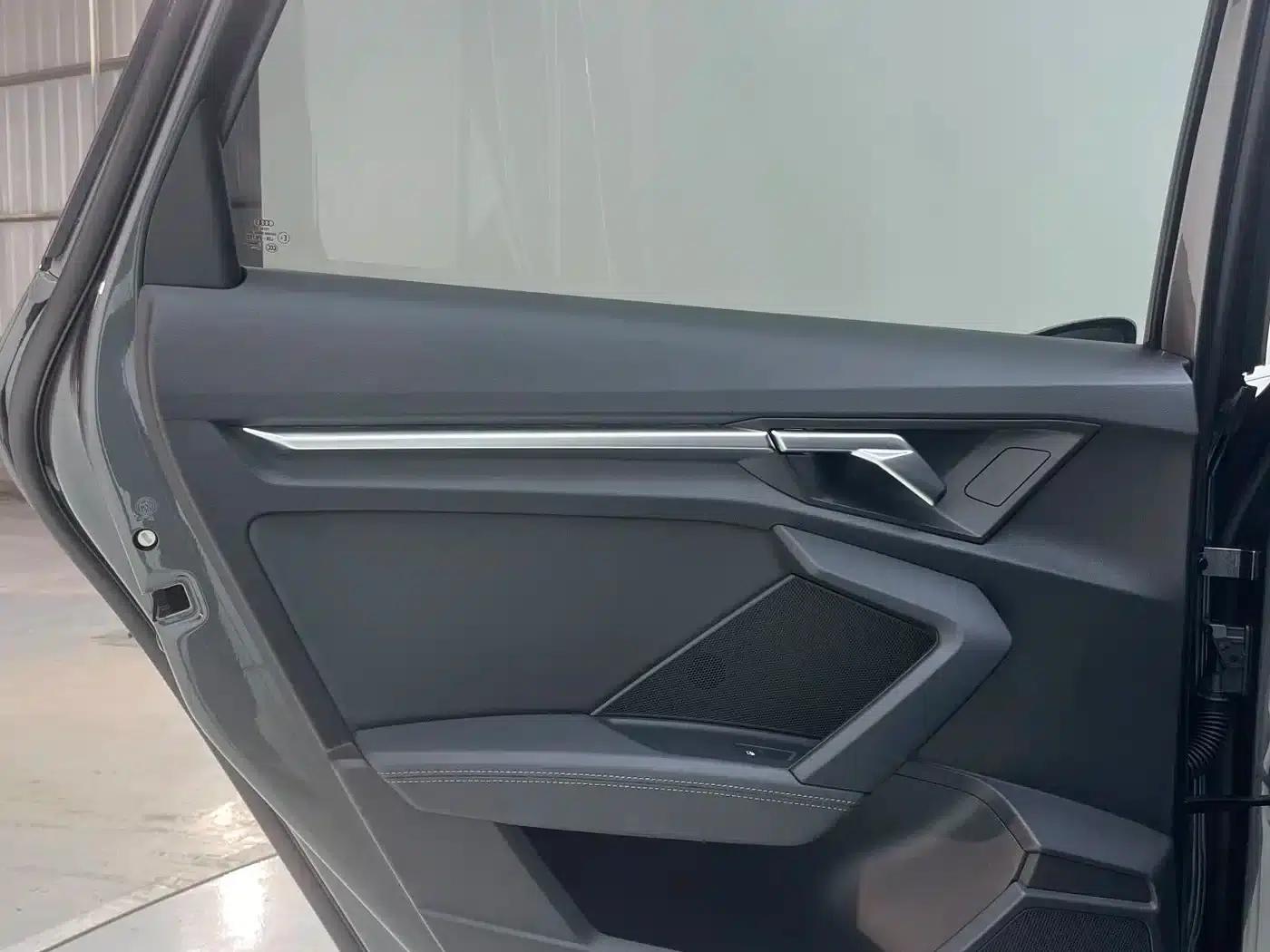 Audi A3 2023 Facelift A3L Limousine 35 TFSI Sporty Edition — миниатюра 14