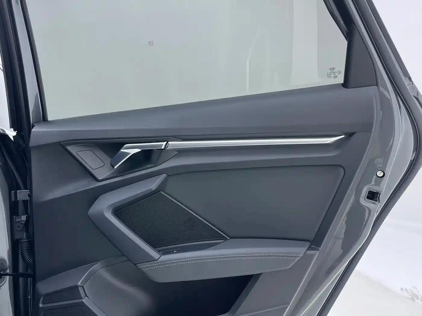 Audi A3 2023 Facelift A3L Limousine 35 TFSI Sporty Edition — миниатюра 22