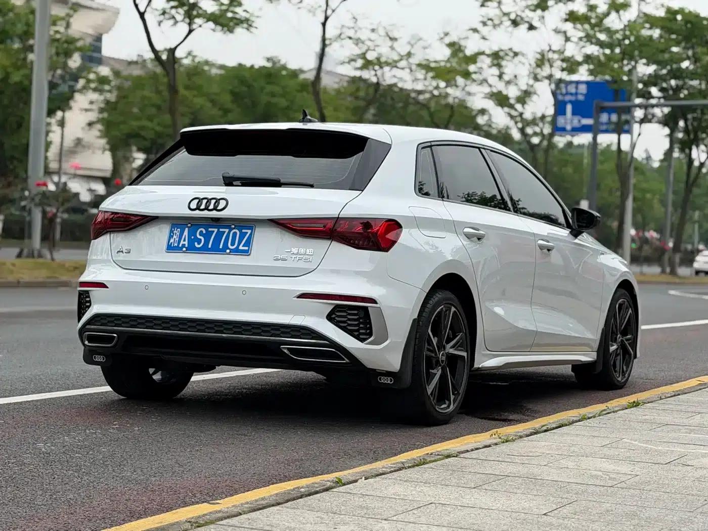 Audi A3 2022 Sportback 35 TFSI Fashion Sport — миниатюра 4