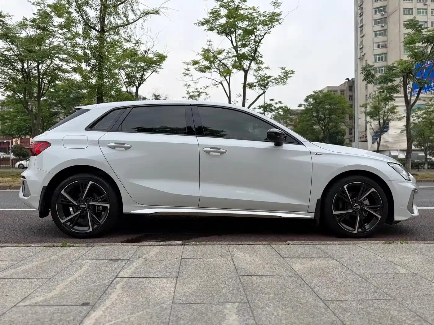 Audi A3 2022 Sportback 35 TFSI Fashion Sport — миниатюра 8
