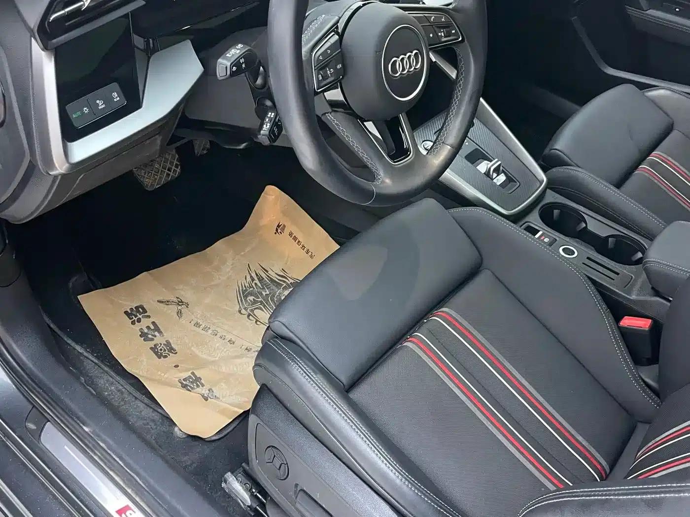 Audi A3 2023 Facelift A3L Limousine 35 TFSI Sporty Edition — миниатюра 11