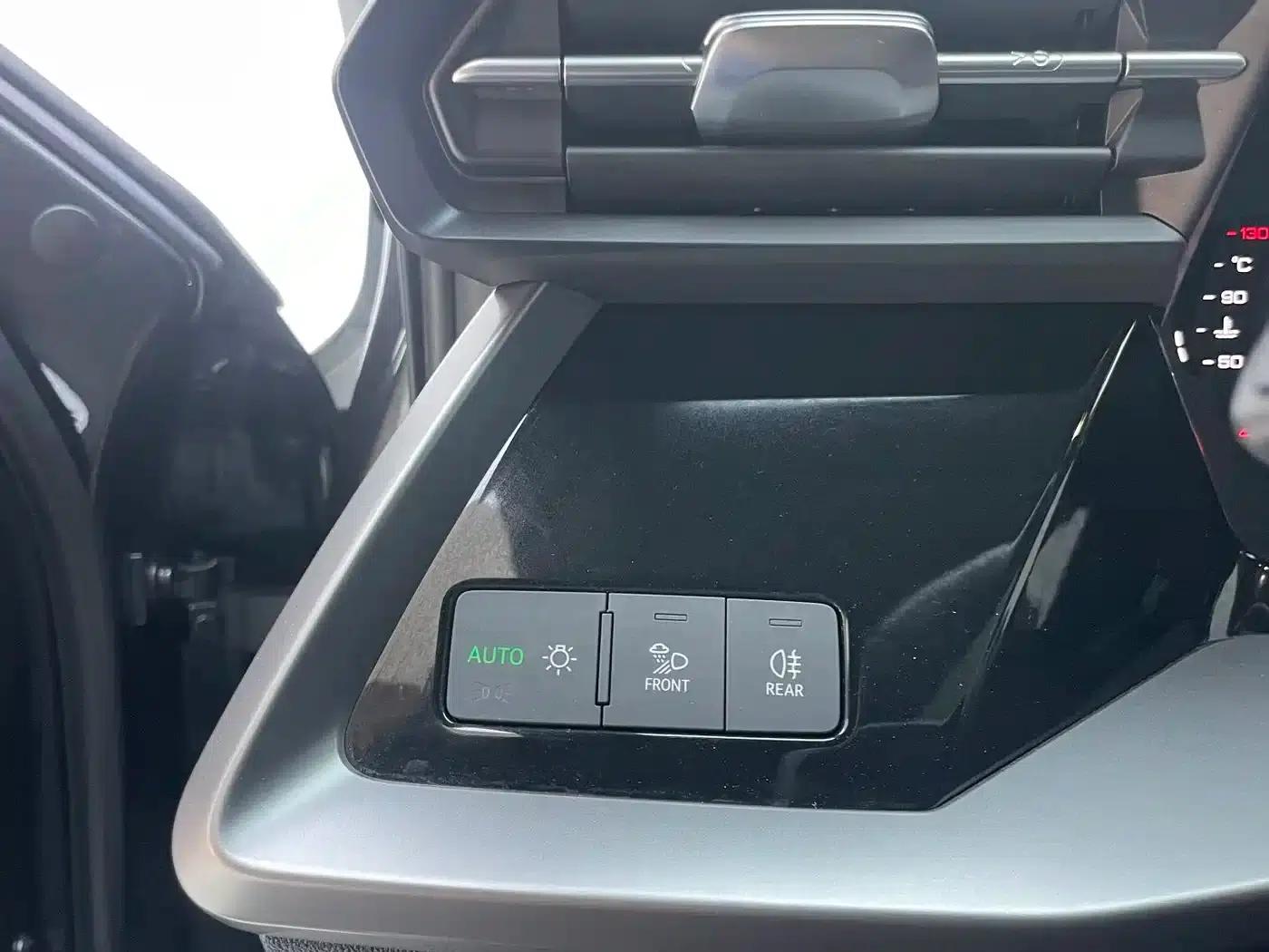 Audi A3 2023 Facelift A3L Limousine 35 TFSI Sporty Edition — миниатюра 12