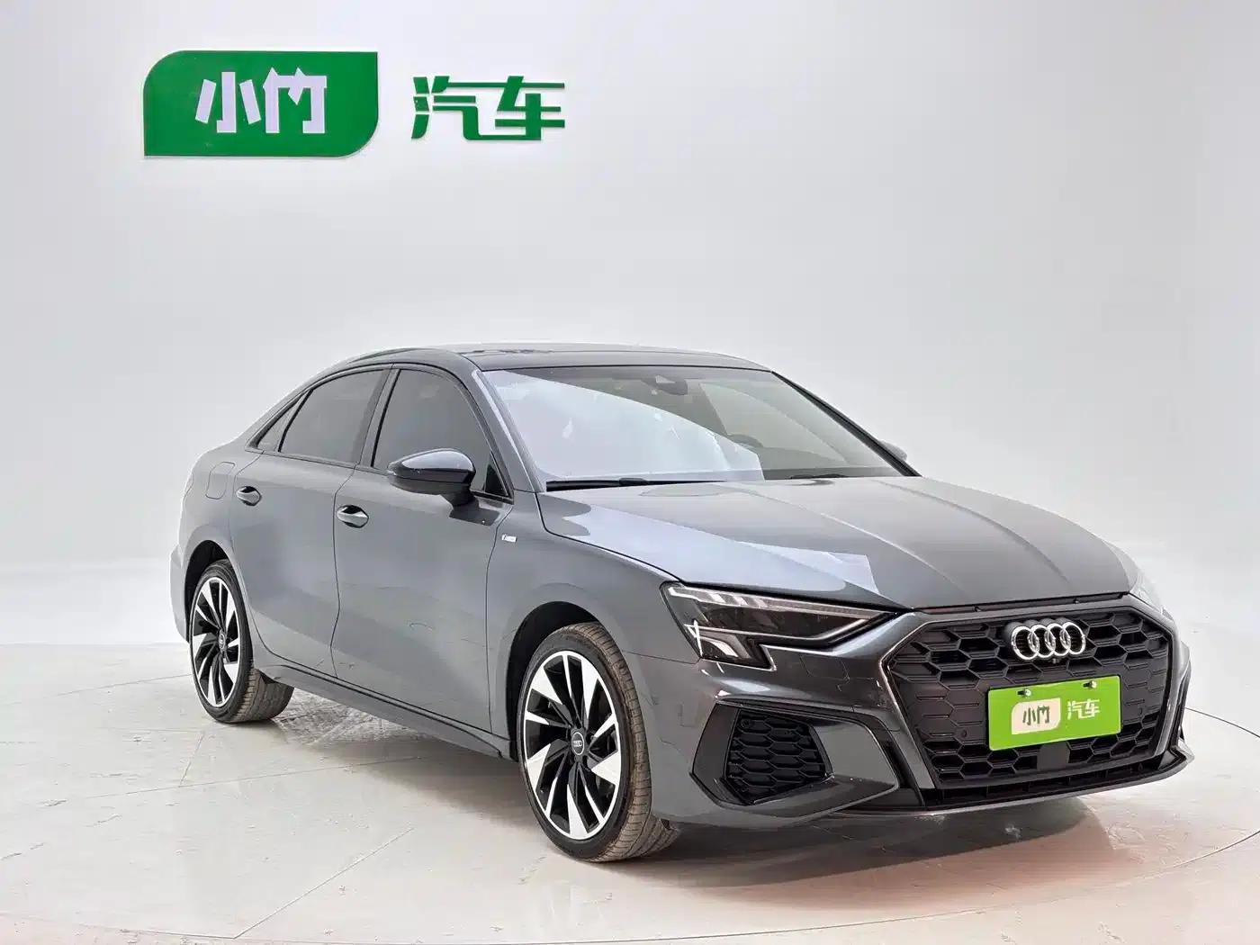 Audi A3 2023 Facelift A3L Limousine 35 TFSI Sporty Edition — миниатюра 3