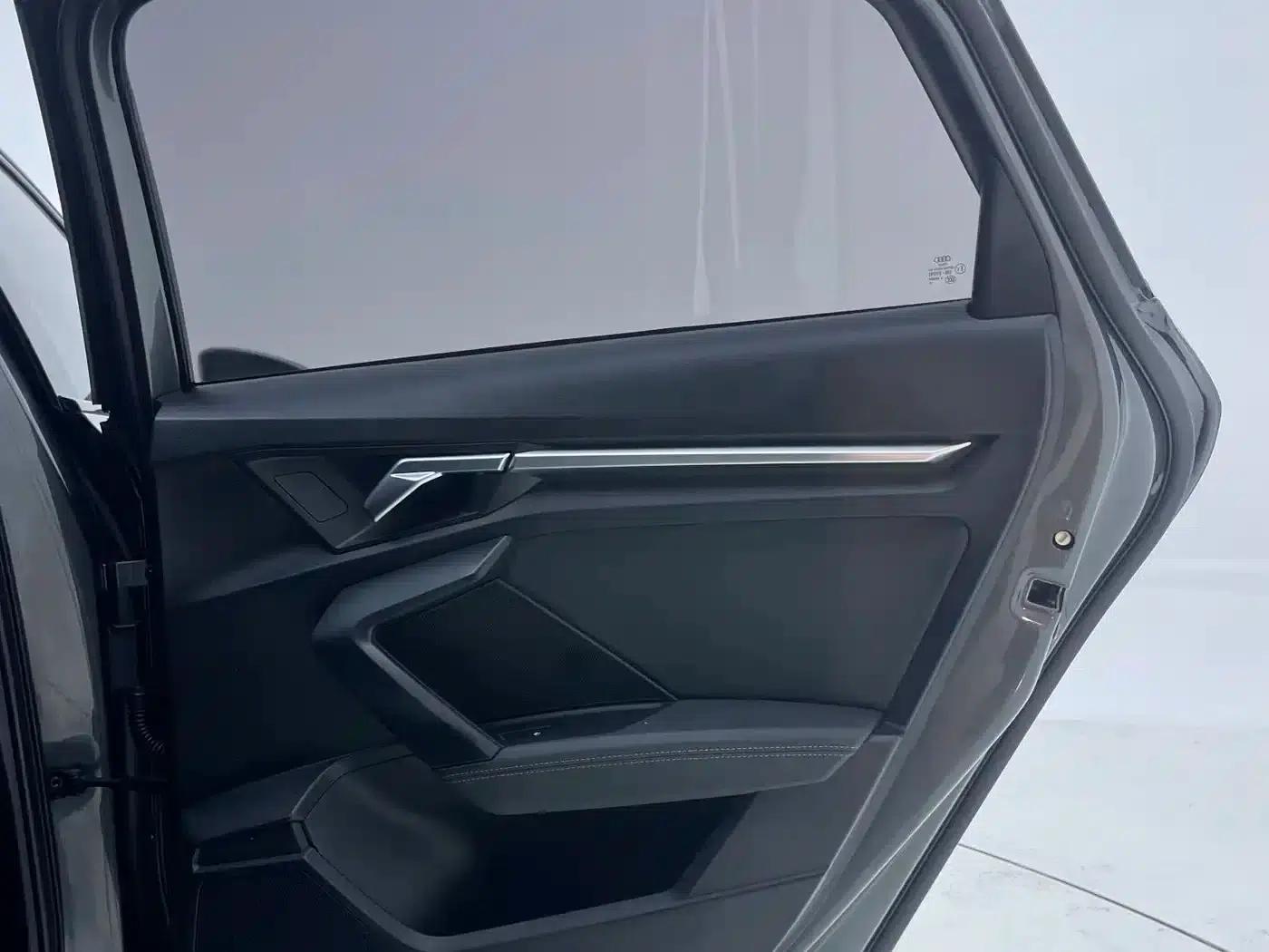 Audi A3 2023 Facelift A3L Limousine 35 TFSI Sporty Edition — миниатюра 21