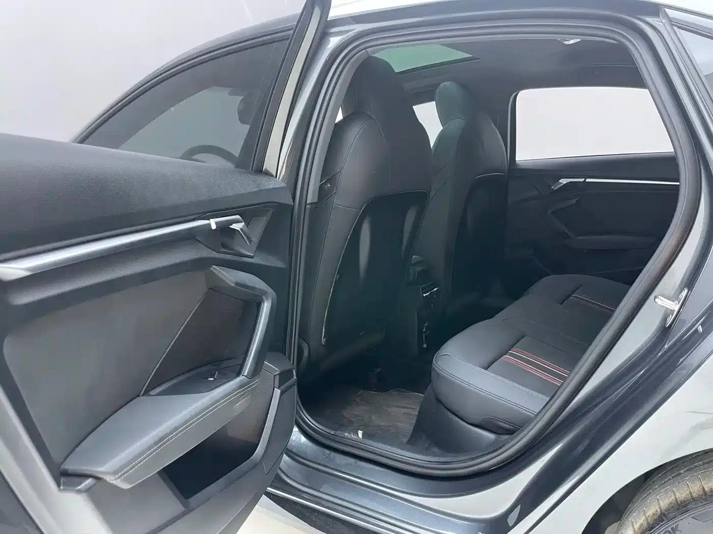 Audi A3 2023 Facelift A3L Limousine 35 TFSI Sporty Edition — миниатюра 7