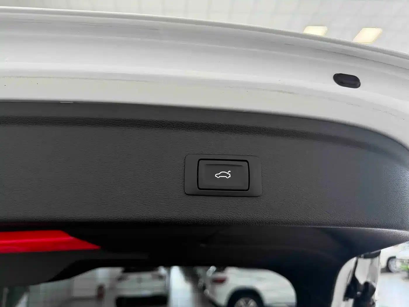 Audi A3 2022 Sportback 35 TFSI Fashion Sport — миниатюра 17