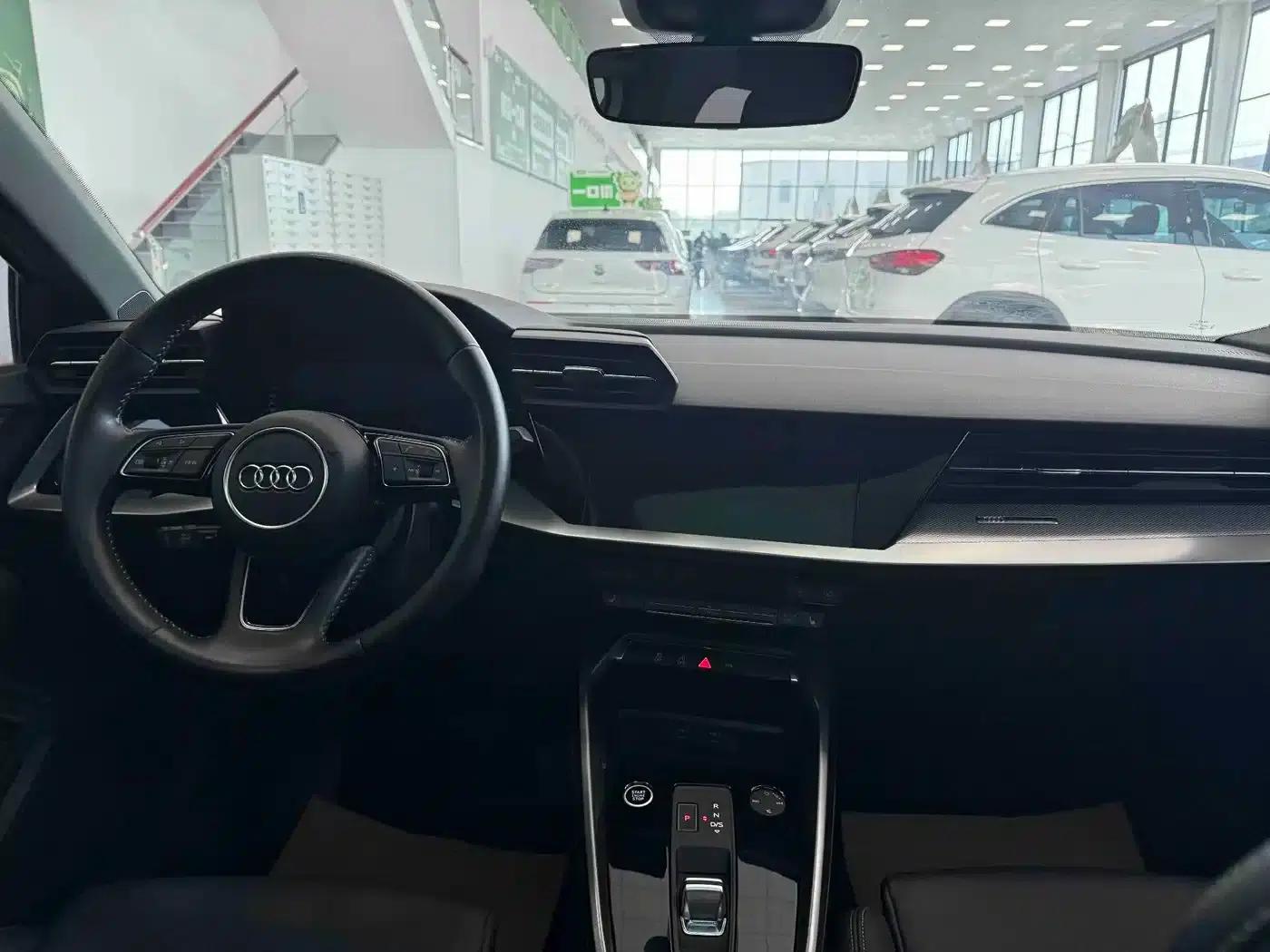 Audi A3 2022 Sportback 35 TFSI Fashion Sport — миниатюра 18