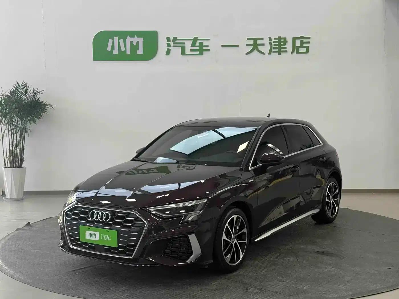 Audi A3 2022 Sportback 35 TFSI Progressive Sport — миниатюра 1