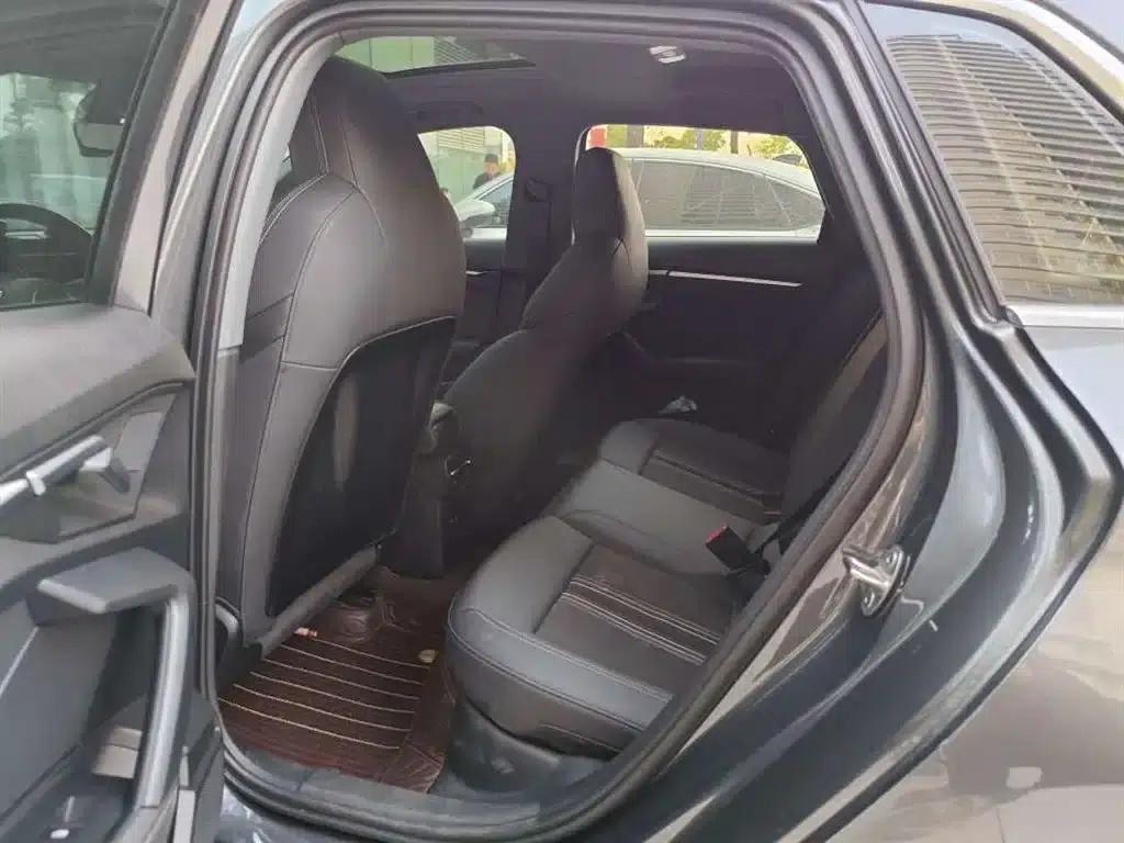 Audi A3 2023 Facelift Sportback 35 TFSI Fashion Sporty Model — миниатюра 6