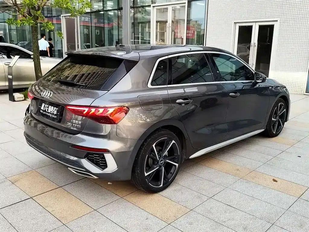 Audi A3 2023 Facelift Sportback 35 TFSI Fashion Sporty Model — миниатюра 8