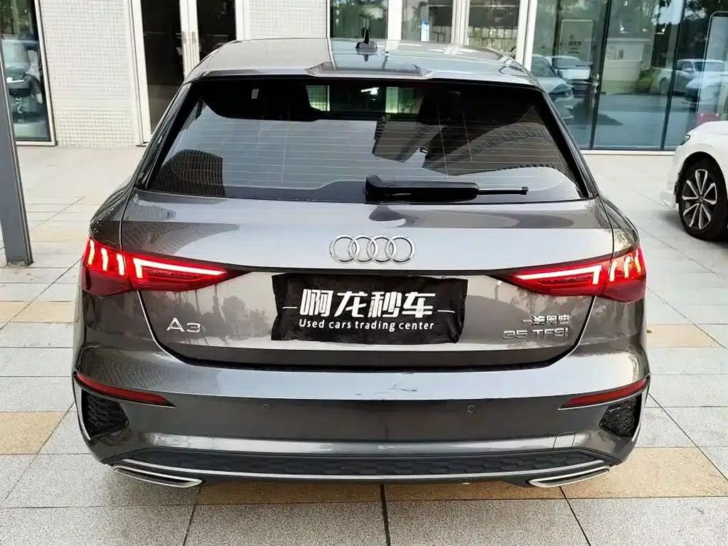 Audi A3 2023 Facelift Sportback 35 TFSI Fashion Sporty Model — миниатюра 9